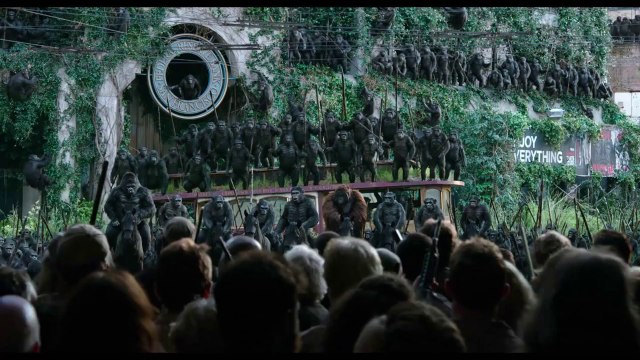 Dawn of the Planet of the Apes - Clip: Apes Don't Want War