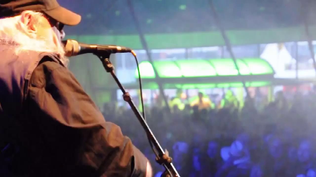 Kieler Woche 2014 - Beinhart wie'n Musikzeltbesucher