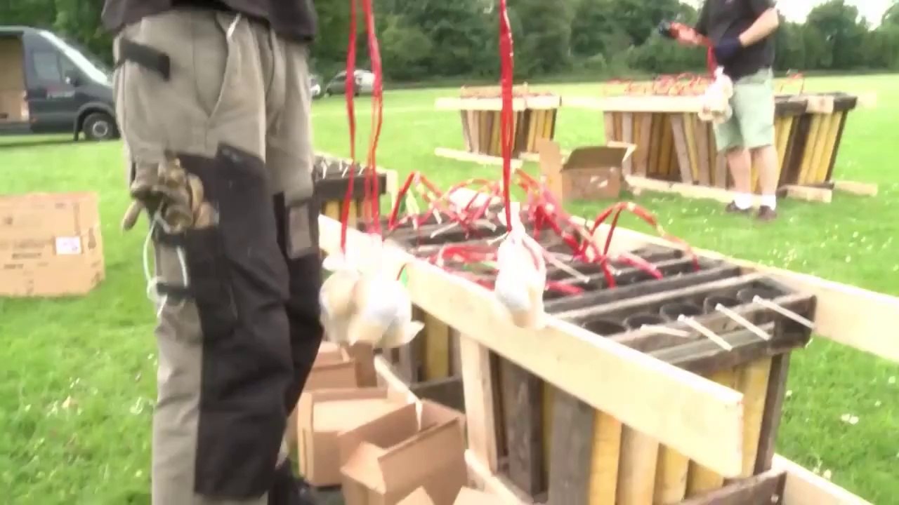 Kieler Woche 2013  - Viel Arbeit und viel Sorgfalt beim Feuerwerk