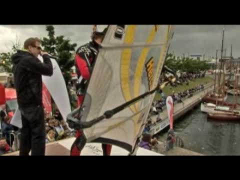 Kieler Woche 2010 - Luftsprünge am Germaniahafen