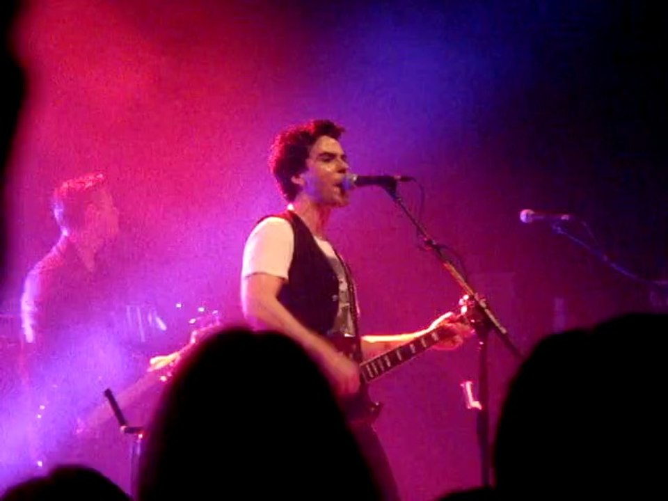 Stereophonics - Local Boy In The Photograph