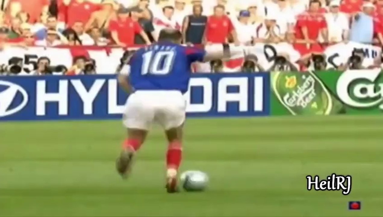 Zinedine Zidane ● The Most Classical Dribbler Ever