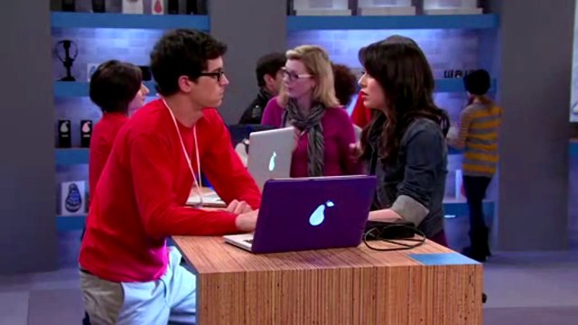 ICarly - Carly Coqueteando (Doctor Who) LATINO 6x05 iPear Store