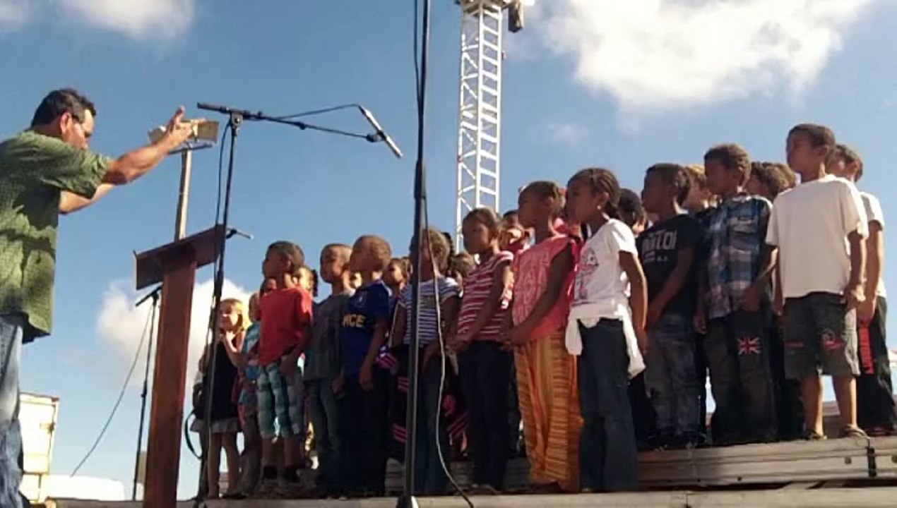 Chorale des écoles de Saint Leu Trois Bassins, école des benjoins 3