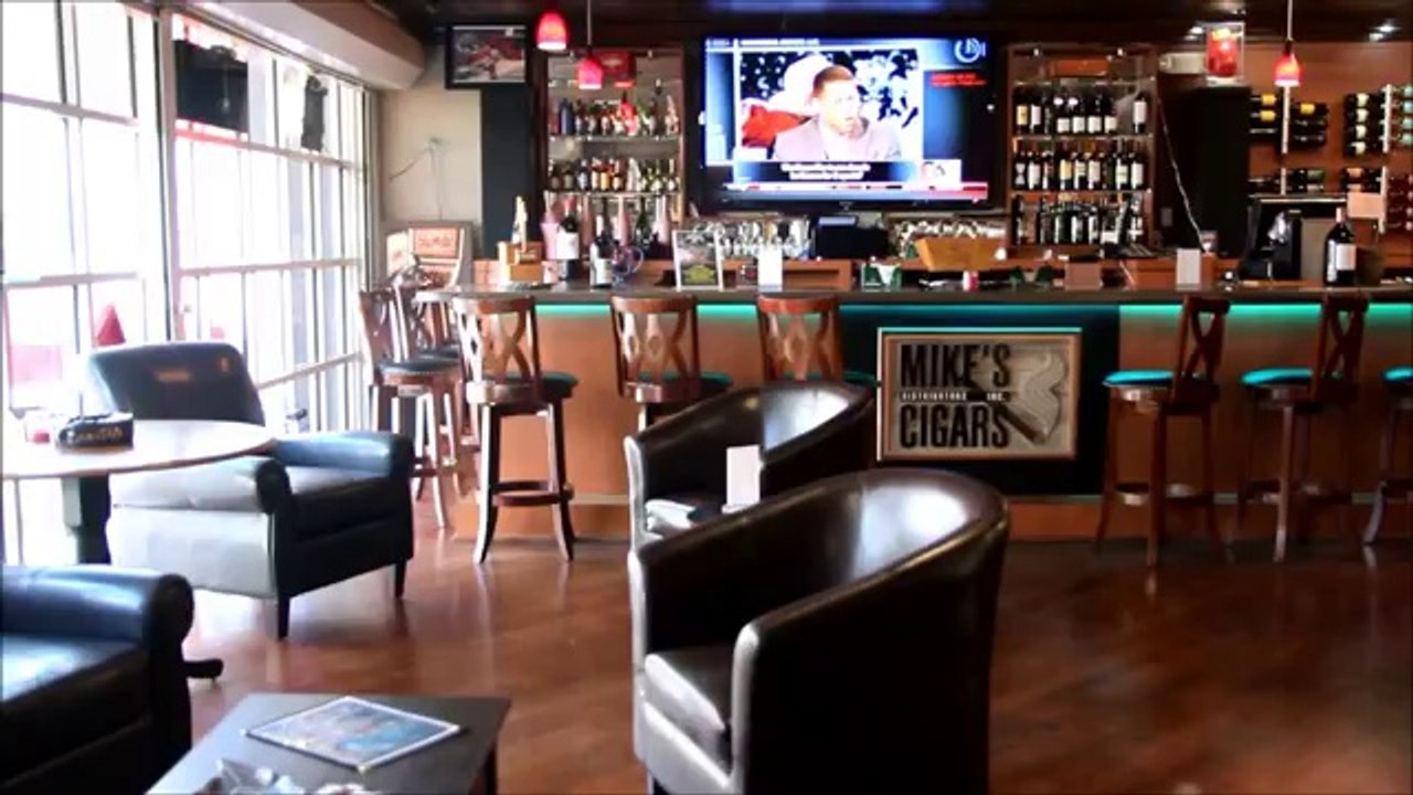The Lounge at Mikes Cigar Bar