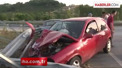 Kaynarca Yolunda Kaza: 3 Yaralı
