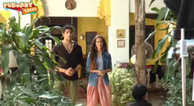 Shraddha Kapoor and Sidharth Malhotra promote Ek Villain on the sets of 'Pyar Tune Kya Kiya by BOLLYWOOD TWEETS FULL HD