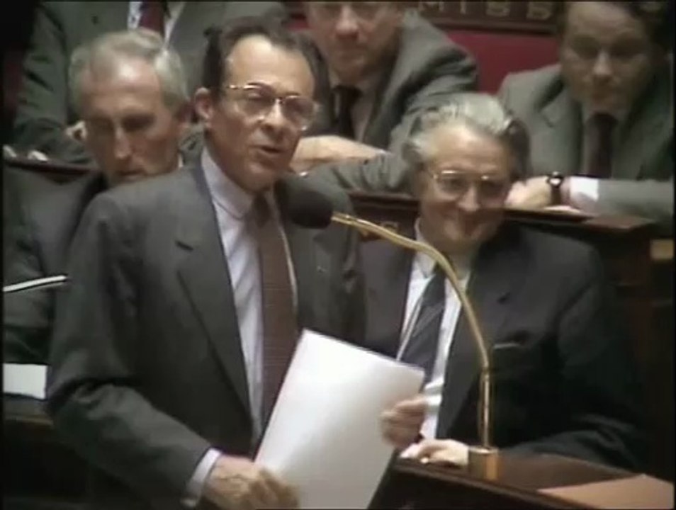 Michel Rocard "la France a acheté les droits de suzeraineté de la #Corse"