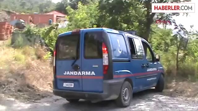 Muğla'nın Ortaca İlçesi'nde, Jandarma Ekiplerinin İstihbarat Çalışması Sonucu Bir Dağ Evine Yapılan...