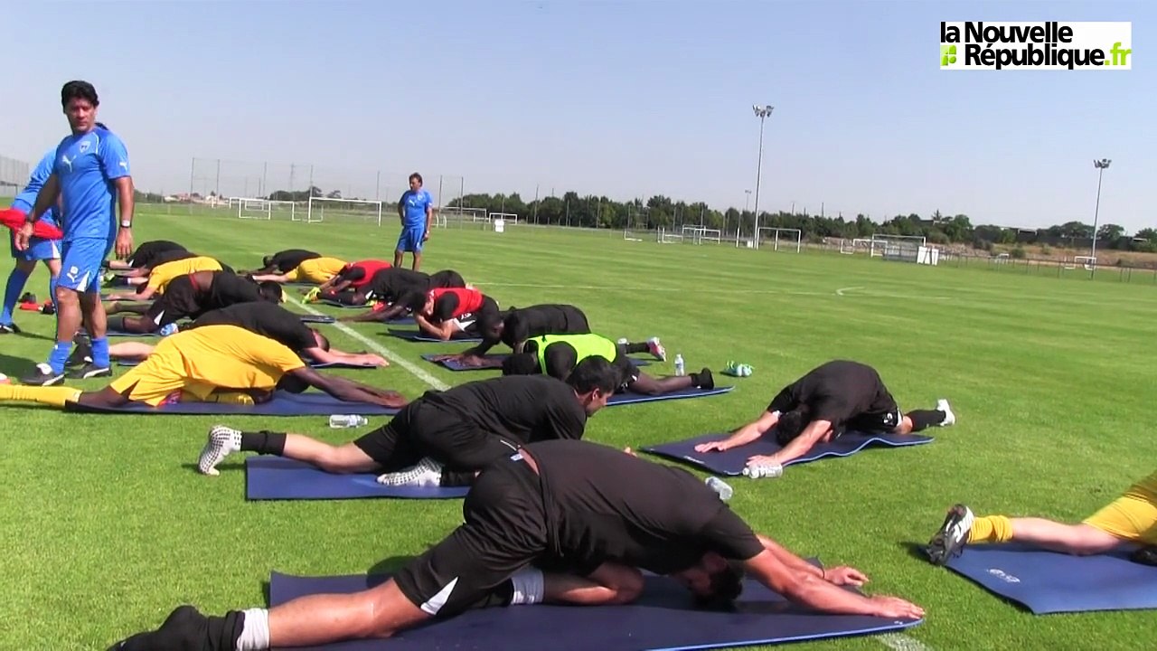 VIDEO. Foot : les premiers pas de Régis Brouard, nouvel entraîneur des Chamois niortais