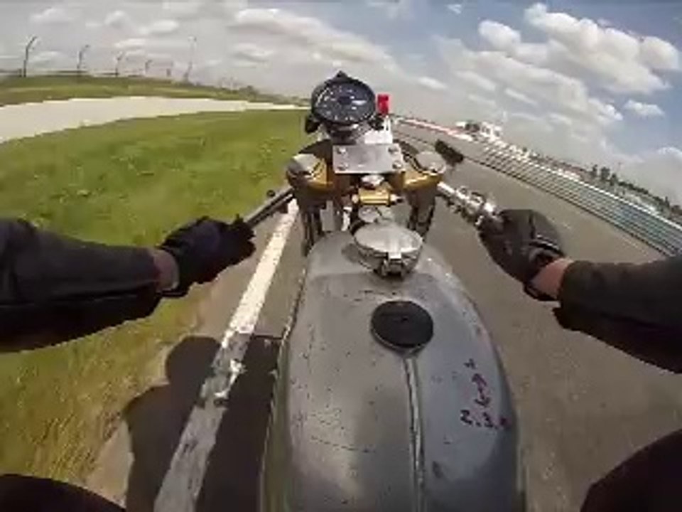 BSA vs DUCATI Croix  22 juin 2014