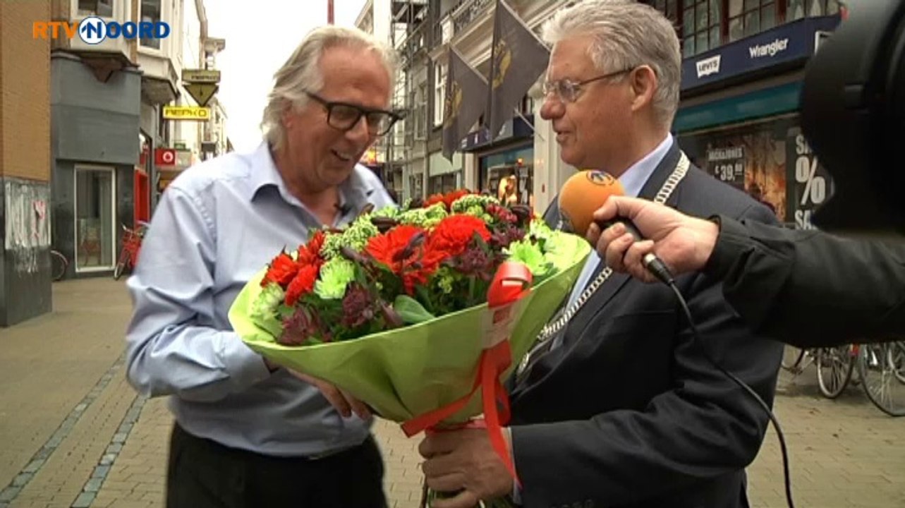Piet van Dijken blij en vereert met Erepenning van de Stad - RTV Noord