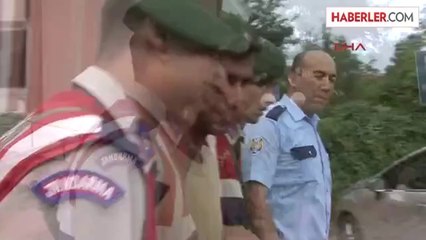 Otobüste 'Allahuekber' Diyerek, 3 Yolcuyu Bıçakla Boğazlarından Yaraladı" Haberine Ek