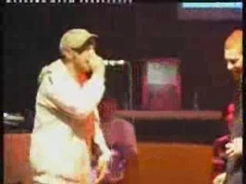 Resumen - batalla de los gallos 2005