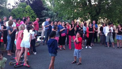 Manifestation de parents d'élèves à Couzon