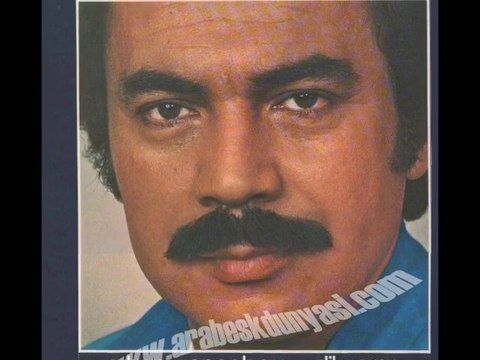 ORHAN GENCEBAY LEYLA İLE MECNUN