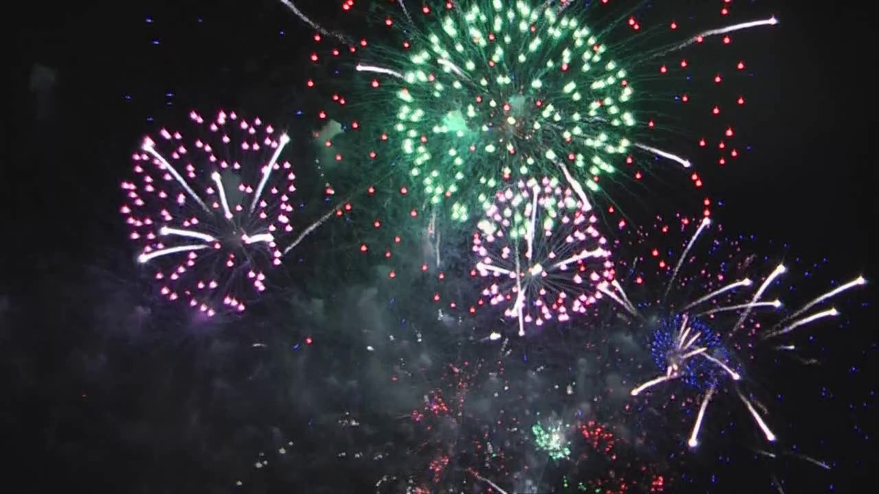 2ème feu d'artifice de Bordeaux fête le vin 2014