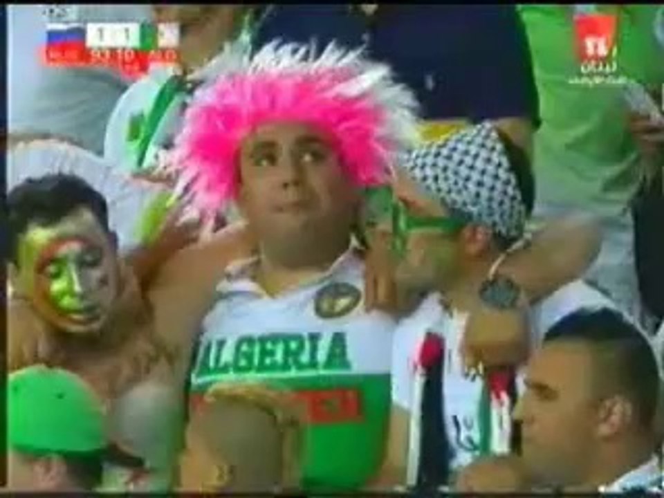 تفاعل المعلق اللبناني محمد كركي مع اخر 5 دقائق من مباراة الجزائر وروسيا