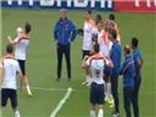 المنتخب الهولندي أول المتأهلين للدور الثاني