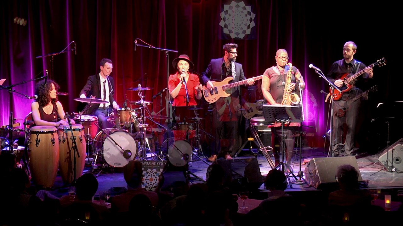 Yasmine Kyd - Moonchild (Live)