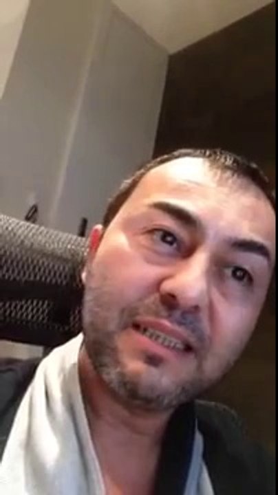 Ahmet Kaya'ya Çatal Attıysam Elim Kırılsın
