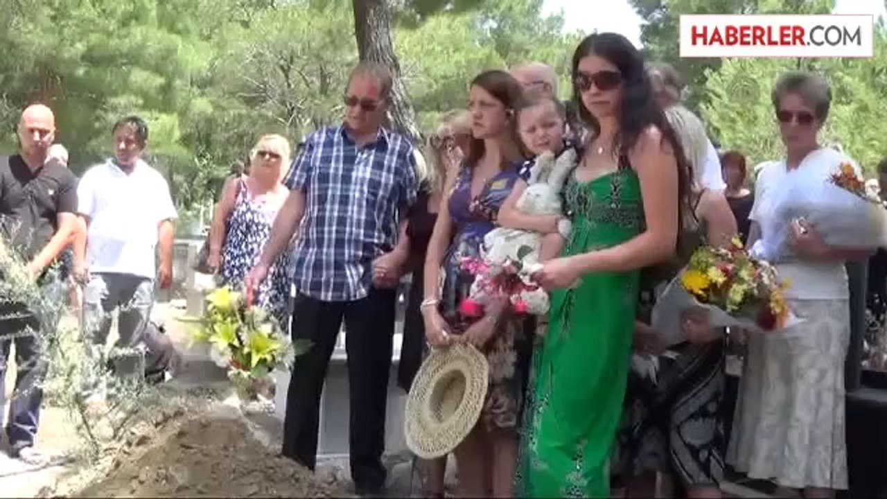 Türkiye aşığı İngiliz, Fethiye'de toprağa verildi -