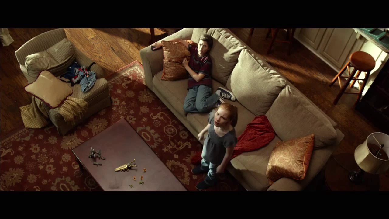 Oculus Movie CLIP - Mirror Princess (2014) - Karen Gillan, Brenton Thwaites Horror Movie HD