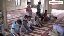 Ramazan'da Camide 150 Vakit Namaz Kılan Çocuklara Bisiklet ve Tablet Ödülü