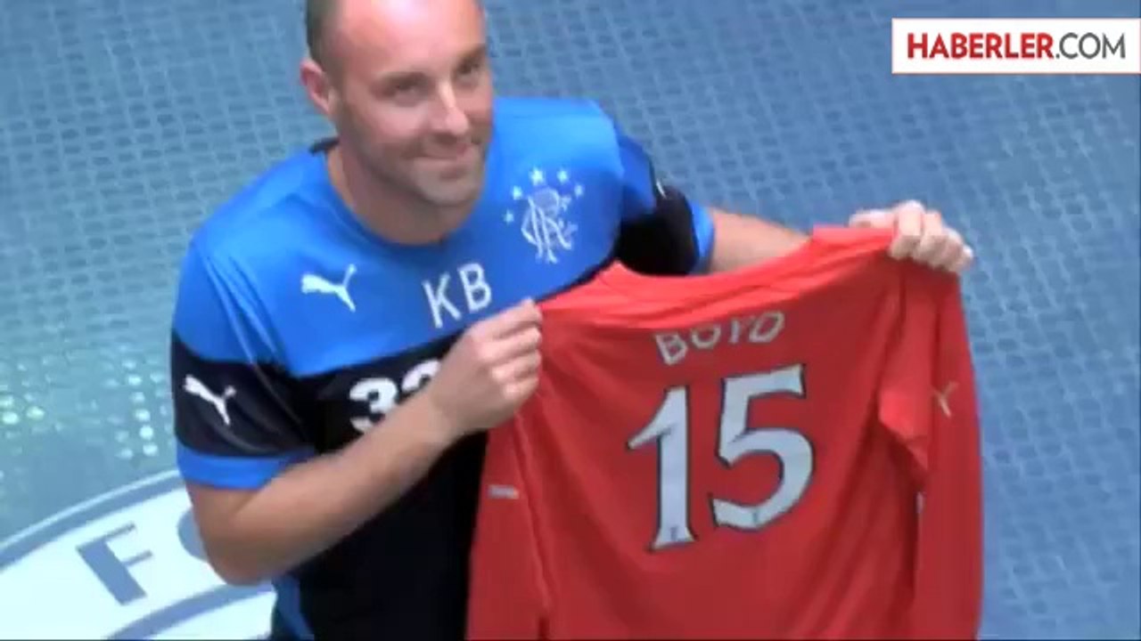 Kris Boyd, Glasgow Rangers'a Transfer Oldu