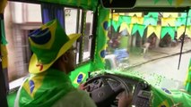 Brésil : à Recife, le Mondial se fête dans le bus