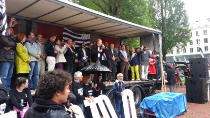 Alan Stivell a chanté pour la réunification de la Bretagne