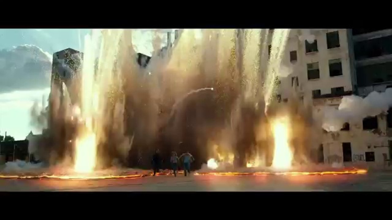 TRANSFORMERS 4 (Official Trailer - HD]