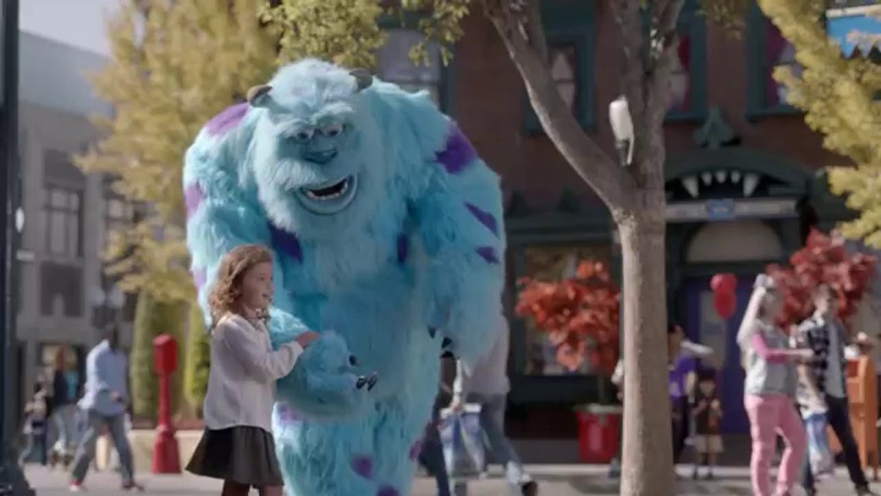PUB (2014) Disneyland Paris - L'endroit où l'imagination prend vie