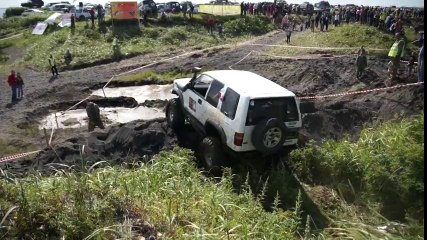 Пляж тихого океана, гонки на джипах!
