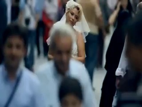 Eliz Avaroğlu - Kaderimde Hep Güzeli Aradım