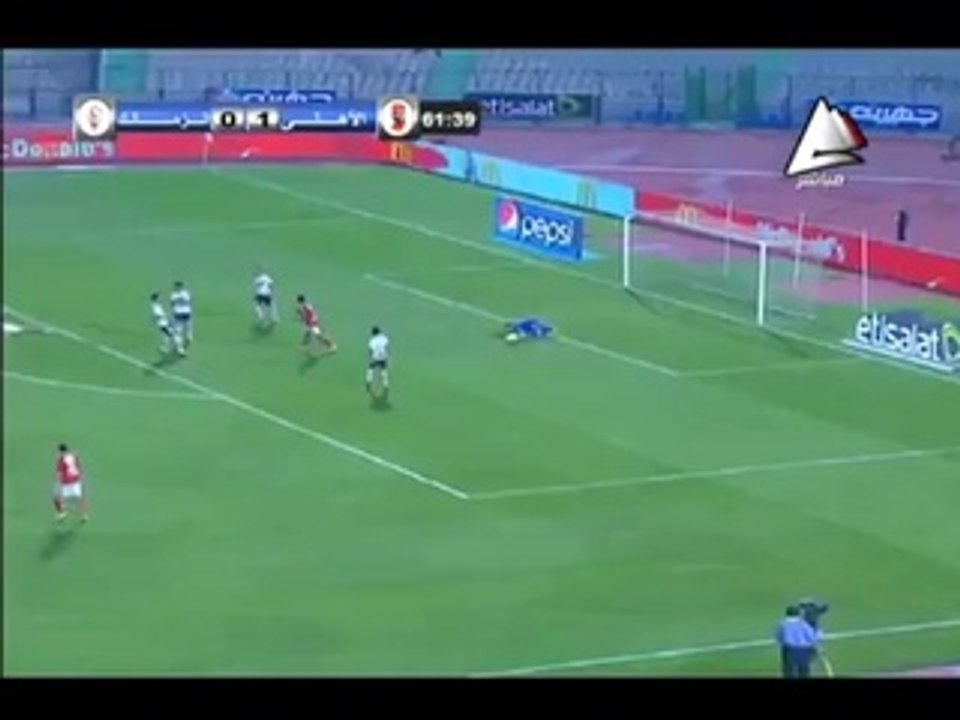 احلى ترقيصة لكريم بامبو بمباراة القمة اليوم مع الزمالك