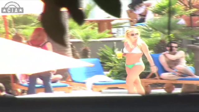 Salma Hayek And Other Hot Celebrities Who Got Breast Implants