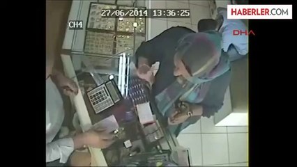 Kuyumcudan Hırsızlık Anı Kameraya Takıldı