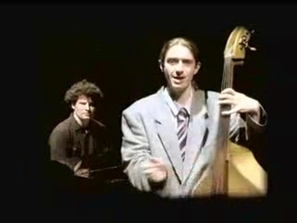 Les Joyeux Urbains - Les Bras Ouverts