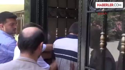 Ali Uçkun'un Ağabeyi Sadettin Uçkun, Basın Mensuplarına Kardeşinin Muş Devlet Hastanesi'nden...