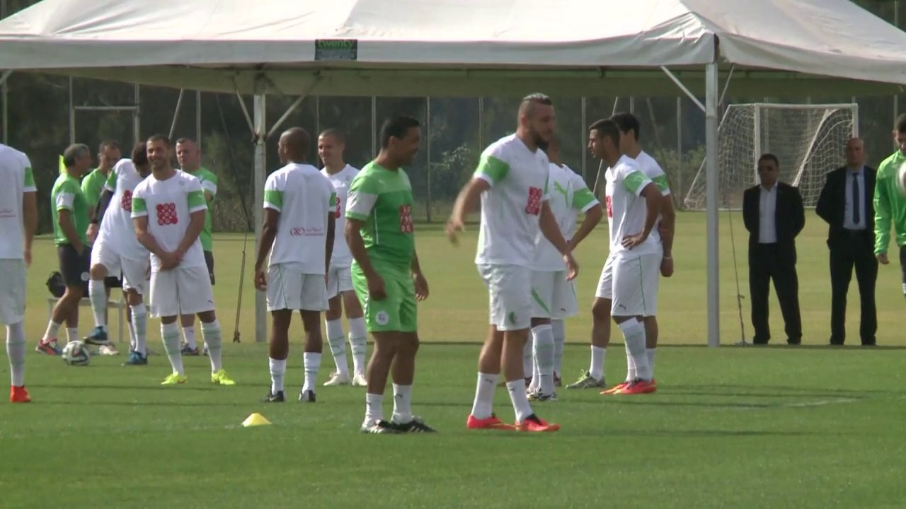 يستعد منتخب الجزائر للمباراة التاريخية ضد منتخب ألمانيا