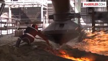 Demir-çelik işçilerinin bin 600 derece sıcaklıkta oruçla imtihanı -
