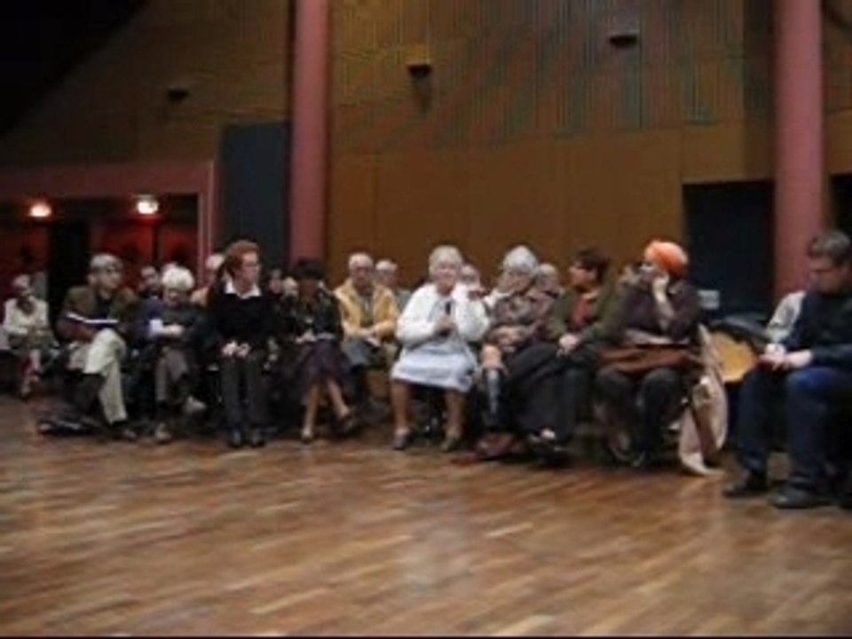 Intervention d'une habitante du quartier