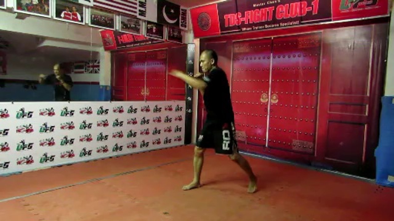 D5MMA SHADOW BOXING 01