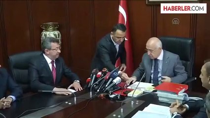 Cumhurbaşkanlığı adaylığına ilk başvuru İhsanoğlu için -