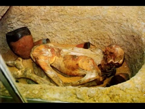 {Mucizeler Müzesi} Çürümeyen ceset firavun