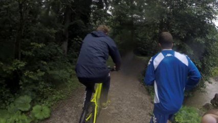 [Stage] Séance d'aérobie en caméra embarquée