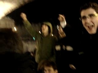 Bateau mouche paris (& chants de lom :p)