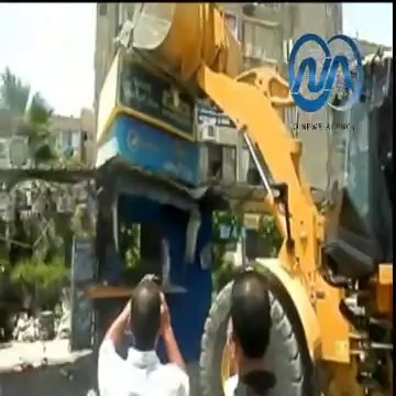 شاهد .. أكبر حملة لإزالة الأكشاك المخالفة في مدينة نصر