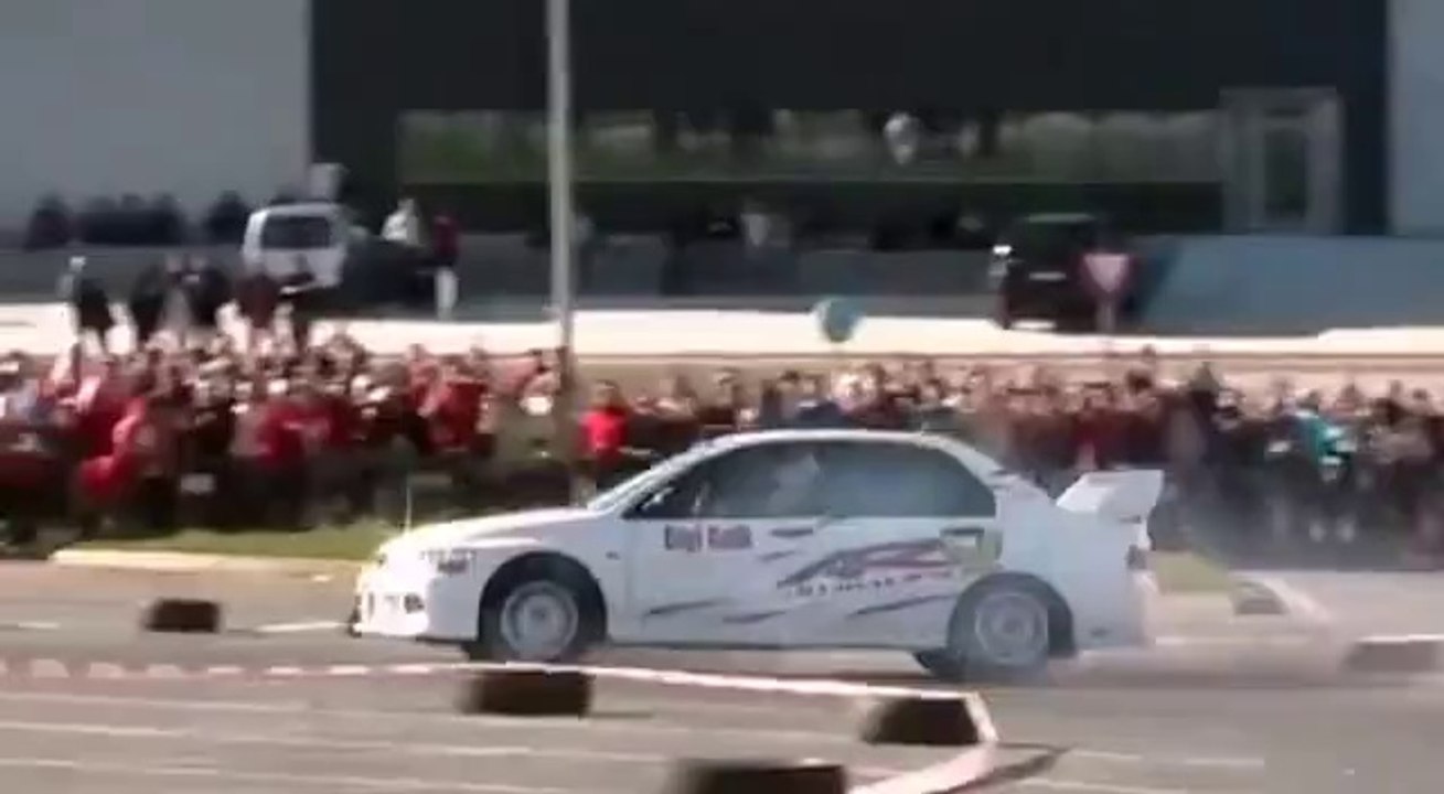 Mitsubishi Evo En Güzel Böyle Kullanılır